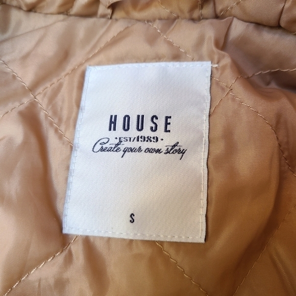 Ladies House Vest with Teddy Bear Ears, Size Small - Picture 7 of 8